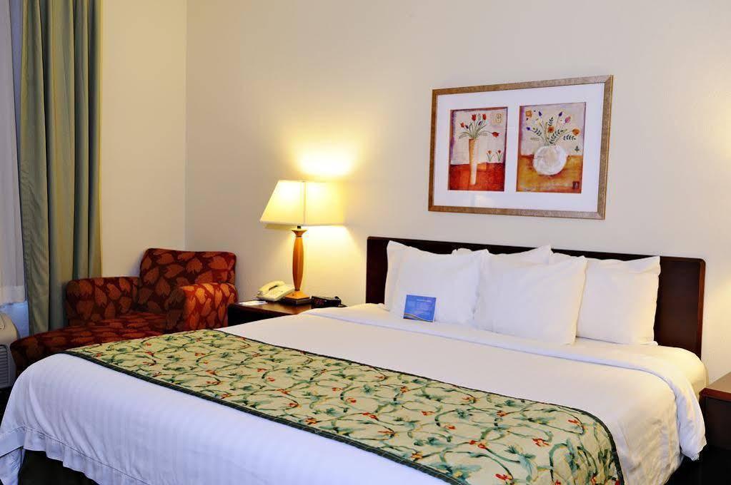 Fairfield Inn Richmond Chester Esterno foto